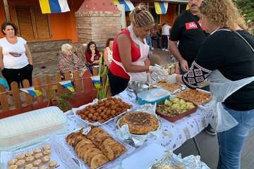 Animado concurso de repostería en el Caserío de Gando (Foto TA)